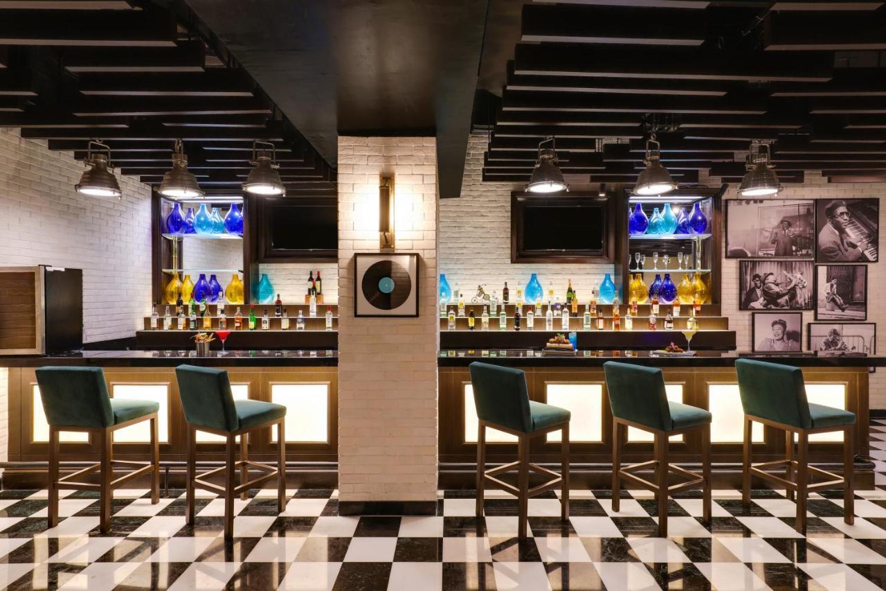 Готель Lemon Tree Premier, Mumbai International Airport Екстер'єр фото